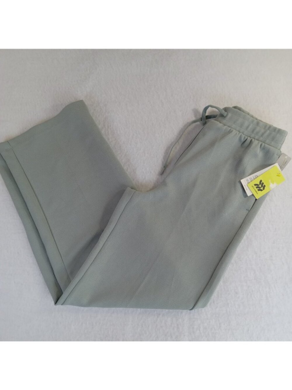All in Motion Women's XS Airy Sleek Ribbed Wide Leg Pants Sage Green NWT - Picture 2 of 14